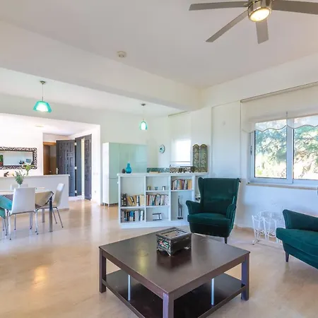 Dolunay Holiday home *