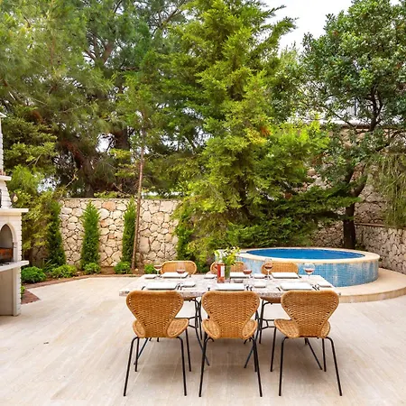 Holiday home Dolunay